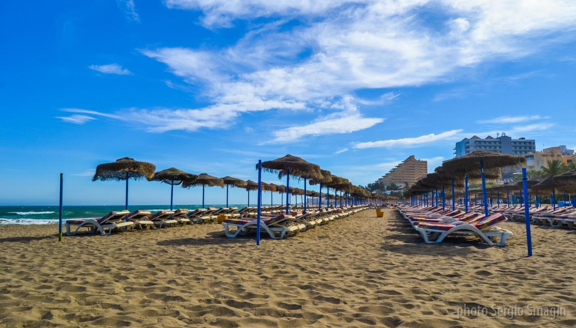 Benalbeach 1010 - Vista Al Mar - Piscina Todo El Ano - Primera Linea De Playa Benalmadena Ngoại thất bức ảnh